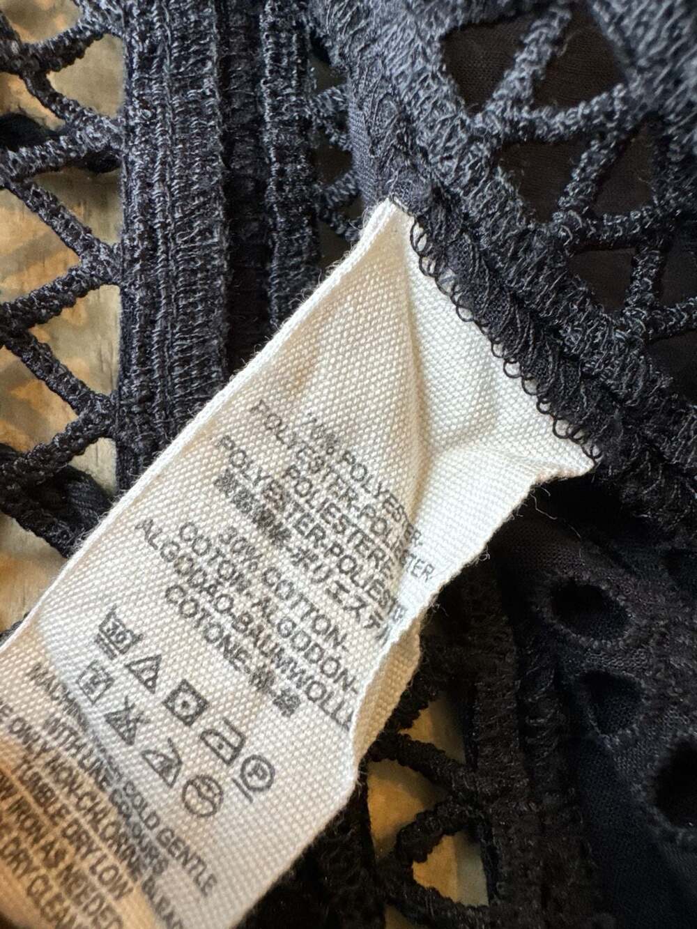Free People Black Eyelet Lace Tassel Cami Top Size XS - Picture 9 of 9